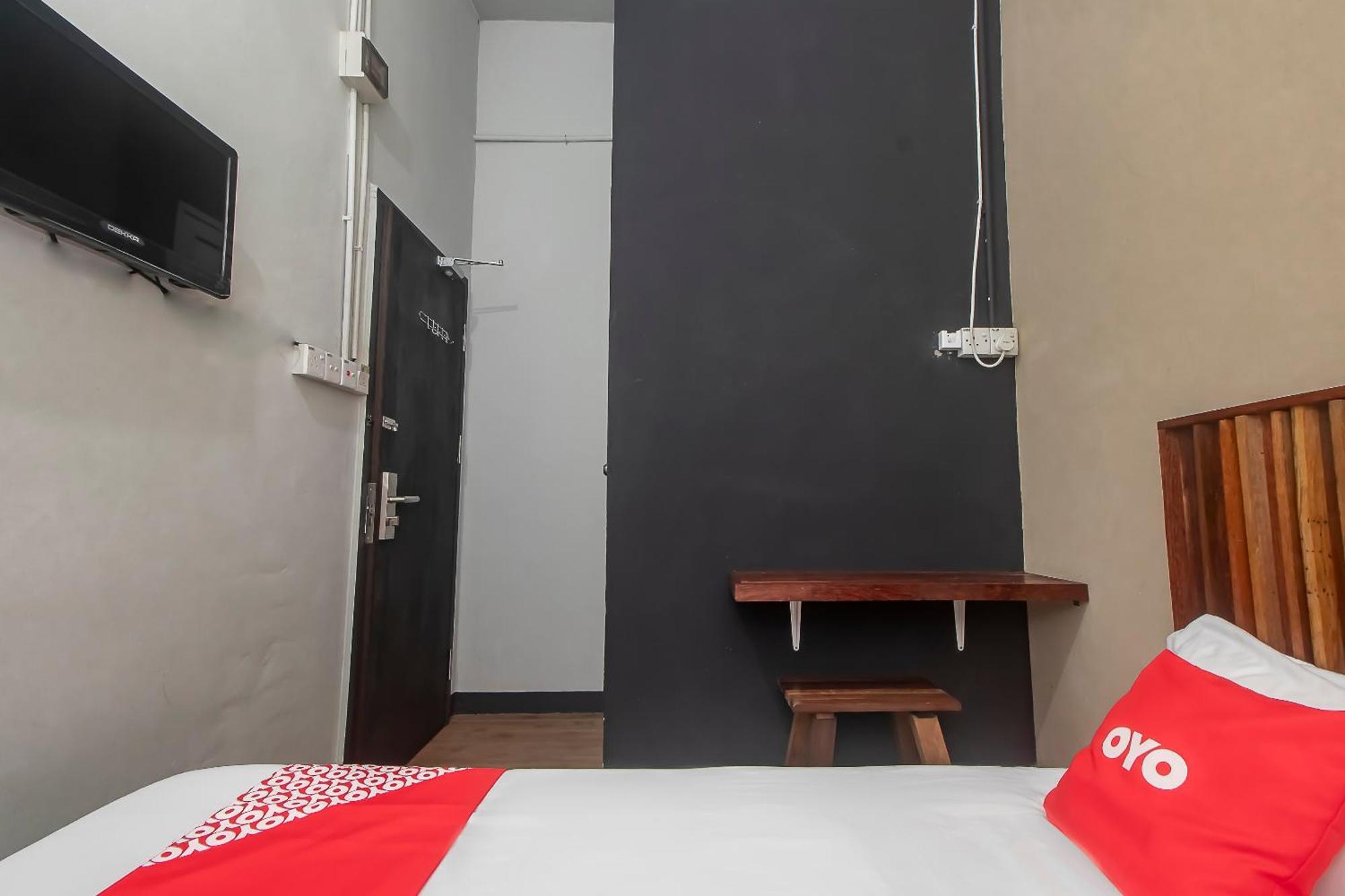 Oyo 90094 Hi Inn 3 Sibu Exterior foto